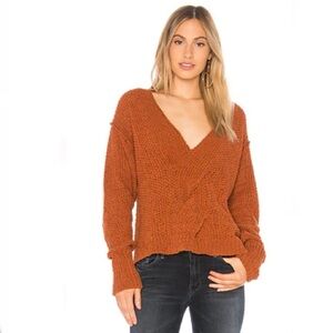 FREE PEOPLE Coco Pullover V-Neck Long Sleeve Cross Knit Sweater in Terracotta